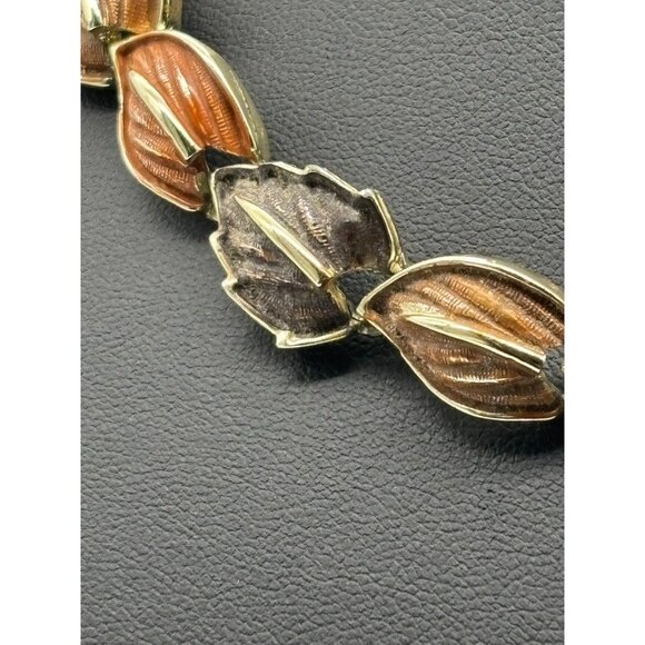 Vintage Enameled Textured Gold Tone Connected Leaves Necklace W Matching Earring - Picture 6 of 12